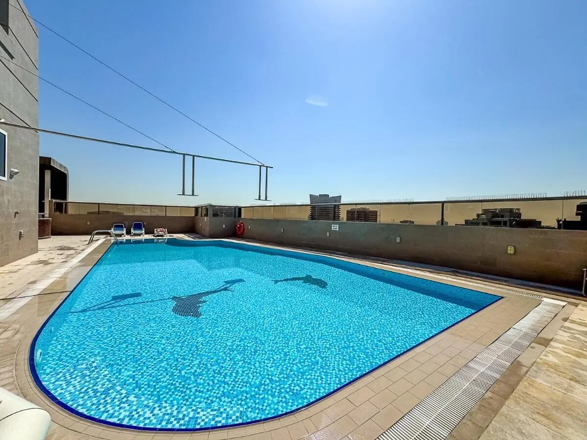Amazing Studio With Sauna, Gym And Pool Dubai Appartamento